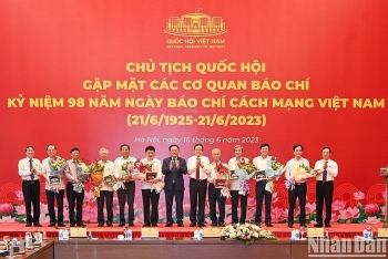 ສື່ມວນຊົນສືບຕໍ່ປະກອບສ່ວນສ້າງລັດແຫ່ງອຳນາດນິຕິບັນຍັດສັງຄົມນິຍົມຢູ່ ຫວຽດນາມ