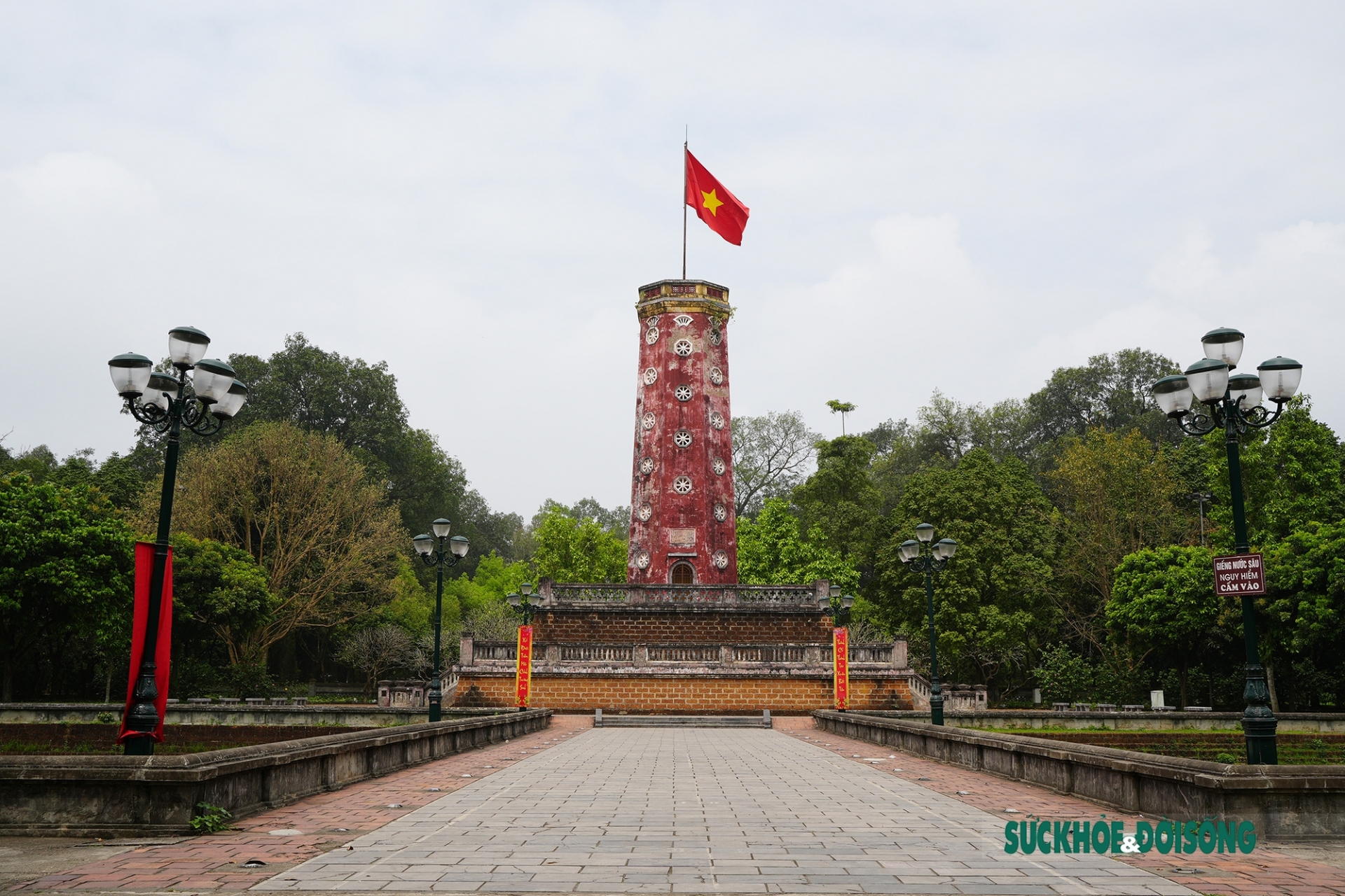 ຄວາມງາມອັນເກົ່າແກ່ ຂອງກຳແພງສິລາແລງ ອັນດຽວໃນຫວຽດນາມ ຄວາມງາມອັນເກົ່າແກ່ ຂອງກຳແພງສິລາແລງ ອັນດຽວໃນຫວຽດນາມ