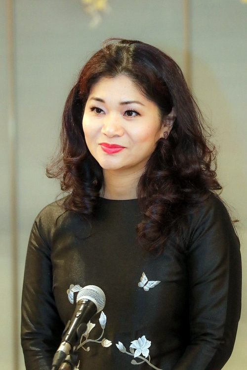 Bà Nguyễn Phương Hòa - Cục trưởng Cục Hợp tác quốc tế, Bộ Văn hoá Thể thao và Du lịch (Ảnh: T.L).  ທ່ານນາງ ຫງວ້ຽນເຟືອງຮວ່າ, ຫົວໜ້າກົມຮ່ວມມືສາກົນ, ກະຊວງວັດທະນະທຳ, ກິລາ ແລະທ່ອງທ່ຽວ (ພາບ: T.L).