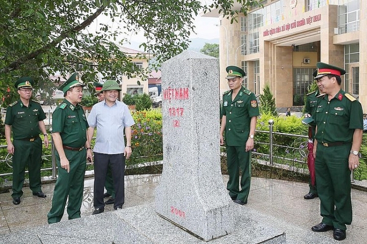 ຫຼົງໄຫຼເສັ້ນທາງລາດຕະເວນຊາຍແດນບິ່ງລຽວ