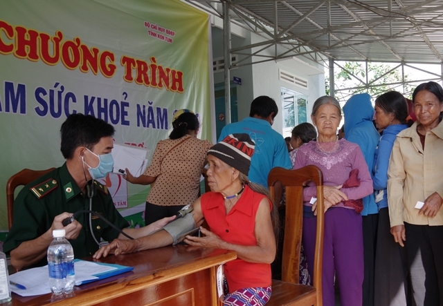 ເສີມສ້າງຮູບພາບ "ທະຫານລຸງໂຮ່" ຢູ່ເສັ້ນຊາຍແດນ