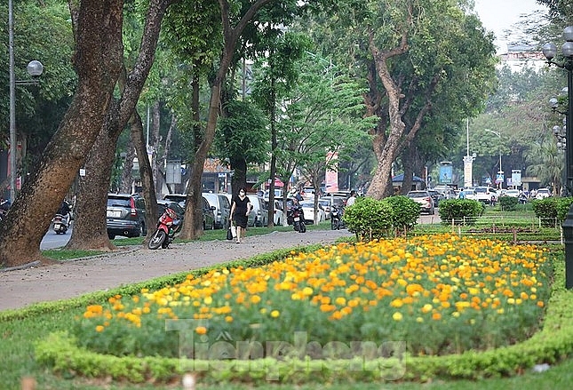 ຊົມຖະໜົນຄົນຍ່າງອ້ອມໜອງທຽນກວາງ ທີ່ໃກ້ຈະເປີດນໍາໃຊ້ ຊົມຖະໜົນຍ່າງອ້ອມໜອງທຽນກວາງ ທີ່ໃກ້ຈະເປີດນໍາໃຊ້