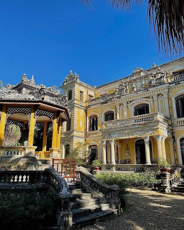 ມາຢ້ຽມຢາມວັງ ອານດີ້ງ ທີ່ມີອາຍຸ 100 ກວ່າປີ ມາຢ້ຽມຢາມວັງ ອານດີ້ງ ທີ່ມີອາຍຸ 100 ກວ່າປີ