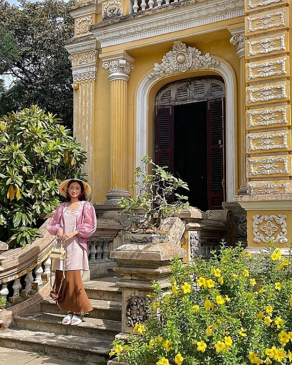 ມາຢ້ຽມຢາມວັງ ອານດີ້ງ ທີ່ມີອາຍຸ 100 ກວ່າປີ ມາຢ້ຽມຢາມວັງ ອານດີ້ງ ທີ່ມີອາຍຸ 100 ກວ່າປີ