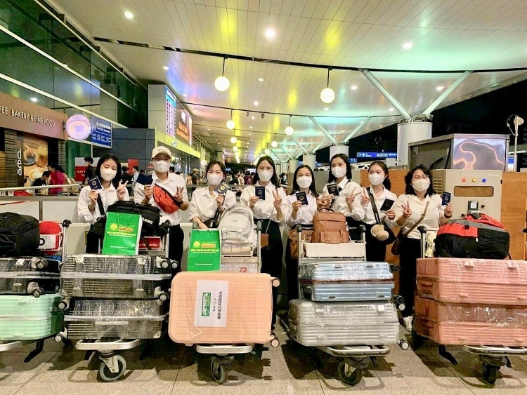 ເພີ່ມ​ທະວີ​ການ​ຄຸ້ມ​ຄອງ​ແຮງ​ງານ​ທີ່​ໄປ​ເຮັດ​ວຽກ​ຢູ່​ຕ່າງປະ​ເທດ