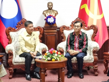 ເຈົ້າແຂວງເຊກອງ ຕ້ອນຮັບກົງສູນໃຫຍ່ ສສ ຫວຽດນາມ ເຂົ້າຢ້ຽມພົບປະອໍາລາ