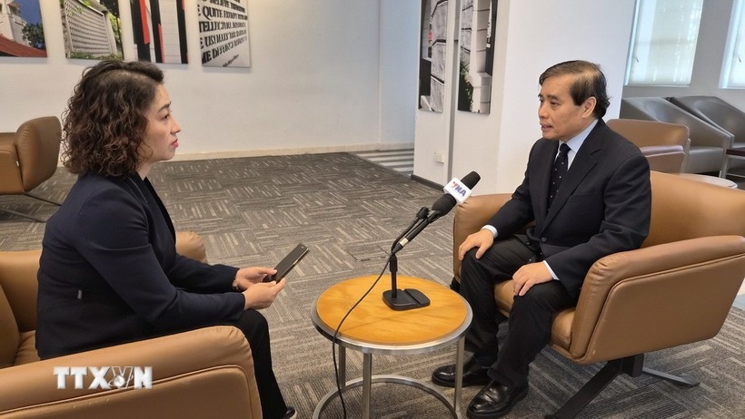 ກອງ​ປະ​ຊຸມ​ໃຫຍ່ ຄັ້ງ XIV ຂອງ​ພັກ: ຄວາມ​ຄາດ​ໝາຍ​ນະ​ໂຍ​ບາຍ​ສຳ​ລັບ​ຫວຽດ​ນາມ.