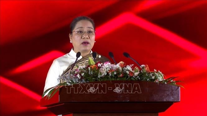 ຄືນແຫ່ງສິລະປະທີ່ງົດງາມສະເຫຼີມສະຫຼອງມິດຕະພາບ ຫວຽດນາມ-ລາວ