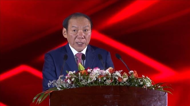 ຄືນແຫ່ງສິລະປະທີ່ງົດງາມສະເຫຼີມສະຫຼອງມິດຕະພາບ ຫວຽດນາມ-ລາວ