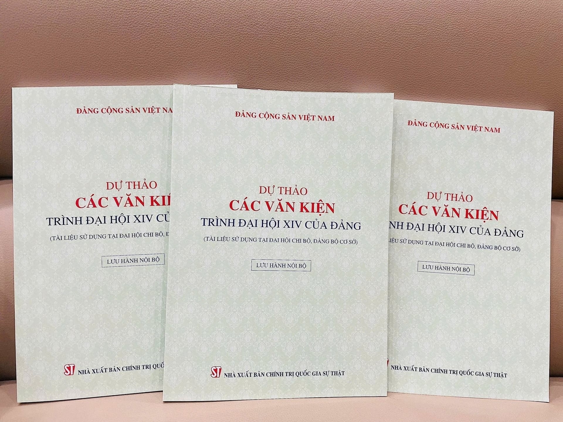 ຖືເອົາຄວາມສຸກຂອງປະຊາຊົນເປັນເປົ້າໝາຍ, ເປັນກຳລັງຂັບເຄື່ອນ ແລະ ເປັນມາດຕະການຂອງການພັດທະນາ.