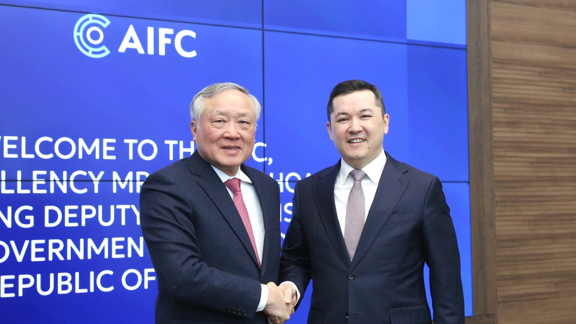 ຫວຽດນາມ ແລະ ກາຊັກສະຖານ ສົ່ງເສີມການກໍ່ສ້າງແລວທາງເຊື່ອມຕໍ່ດ້ານເສດຖະກິດ ແລະ ການເງິນ