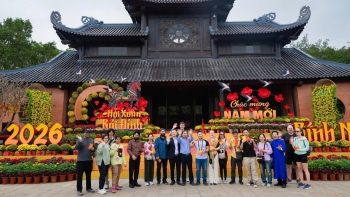 ອຸດສາຫະກຳທ່ອງທ່ຽວໄດ້ຕ້ອນຮັບນັກທ່ອງທ່ຽວຫຼາຍກວ່າ 14 ລ້ານຄົນໃນຊ່ວງປີໃໝ່ຫວຽດນາມ