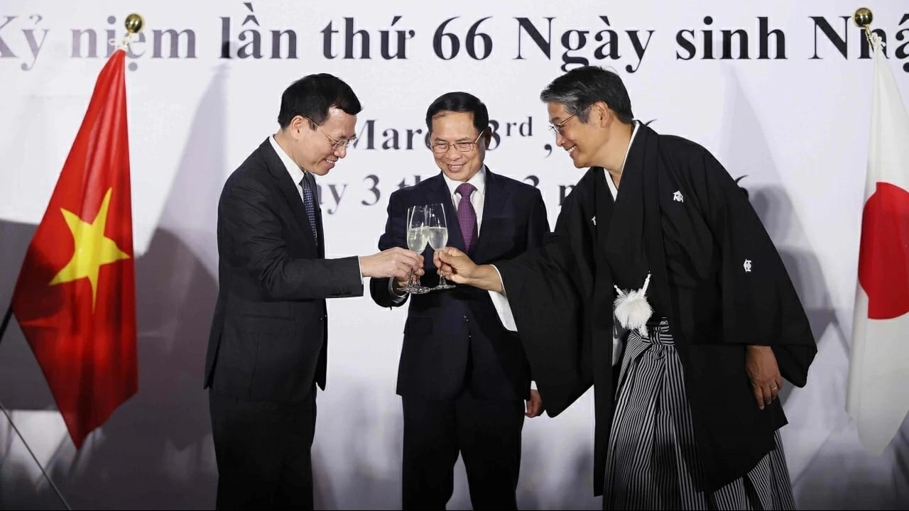 ຍີ່ປຸ່ນແມ່ນຄູ່ຮ່ວມມືຊັ້ນນໍາ ແລະ ເປັນມິດໄວ້ວາງໃຈໄດ້ໃນຍຸກພັດທະນາຂອງຫວຽດນາມ