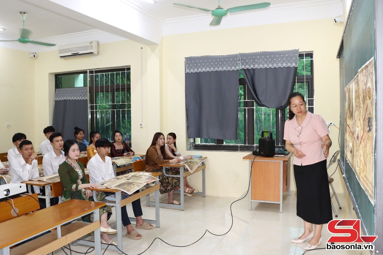 ການຮ່ວມມືດ້ານການສຶກສາ ແລະ ການພັດທະນາຊັບພະຍາກອນມະນຸດກັບແຂວງຕ່າງໆຂອງປະເທດເພື່ອນບ້ານຂອງລາວ