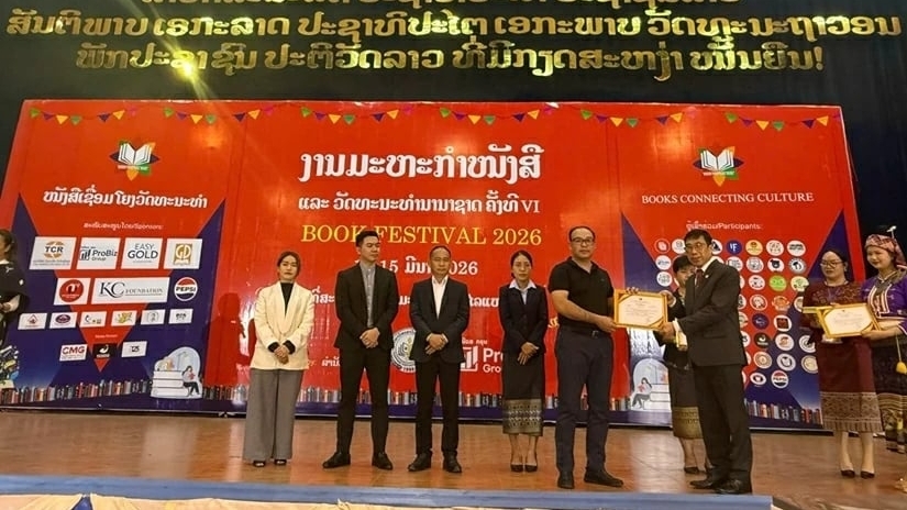 ສົ່ງເສີມຄວາມຮູ້ພາສາຫວຽດນາມໃນງານມະໂຫລານປຶ້ມ ແລະ ວັດທະນະທໍາສາກົນຄັ້ງທີ 6 ທີ່ລາວ