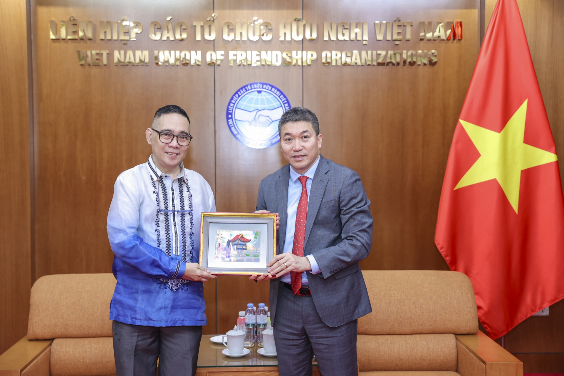 VUFO ຮ່ວມມືເພື່ອເສີມຂະຫຍາຍບົດບາດ​ແລກປ່ຽນ​ປະຊາຊົນ​ລະຫວ່າງ​ຫວຽດນາມ ​ແລະ ຟີ​ລິບ​ປິນ