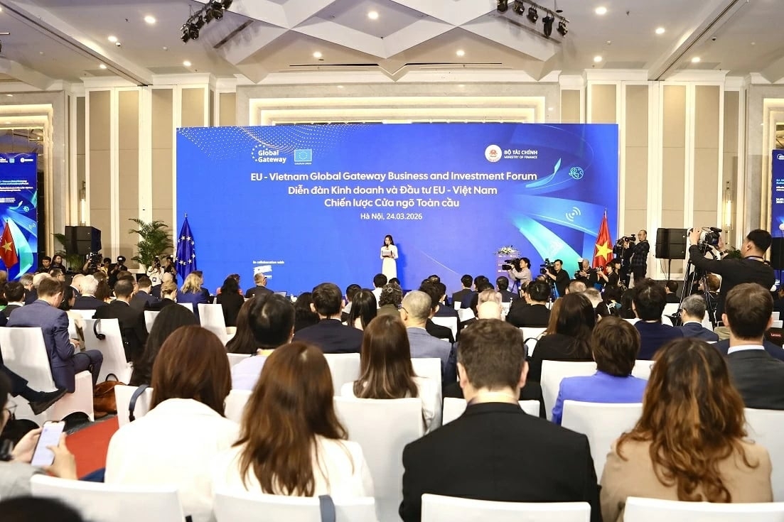 ເວທີປາໄສທຸລະກິດ ແລະ ການລົງທຶນ EU-ຫວຽດນາມ: ສົ່ງເສີມການຮ່ວມມືເພື່ອອະນາຄົດທີ່ຍືນຍົງ ເວທີປາໄສທຸລະກິດ ແລະ ການລົງທຶນ EU-ຫວຽດນາມ: ສົ່ງເສີມການຮ່ວມມືເພື່ອອະນາຄົດທີ່ຍືນຍົງ