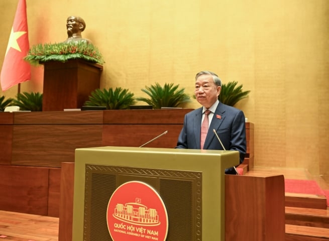 ສະພາແຫ່ງຊາດຕ້ອງປ່ຽນແປງໃໝ່ຢ່າງແຮງກວ່າ, ແທດຈິງກວ່າເພື່ອສົມກັບພາລະສຳຄັນ ເຊິ່ງລັດຖະທຳມະນູນໄດ້ກຳນົດ ສະພາແຫ່ງຊາດຕ້ອງປ່ຽນແປງໃໝ່ຢ່າງແຮງກວ່າ, ແທດຈິງກວ່າເພື່ອສົມກັບພາລະສຳຄັນ ເຊິ່ງລັດຖະທຳມະນູນໄດ້ກຳນົດ