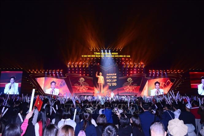 ການພັດທະນາອຸດສາຫະກໍາວັດທະນະທໍາຄຽງຄູ່ກັບເສດຖະກິດມໍລະດົກ ແລະ ການທ່ອງທ່ຽວແບບຍືນຍົງ