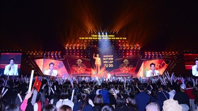 ການພັດທະນາອຸດສາຫະກໍາວັດທະນະທໍາຄຽງຄູ່ກັບເສດຖະກິດມໍລະດົກ ແລະ ການທ່ອງທ່ຽວແບບຍືນຍົງ