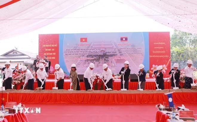 ເຮັດໃຫ້ເນື້ອໃນບັນຈຸຂ້າງໃນ ເຮັດໃຫ້ເນື້ອໃນບັນຈຸຂ້າງໃນ