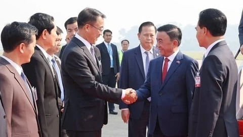 ທ່ານ ຜູ້ປະຈຳຄະນະເລຂາທິການ ເຈິ່ນເກີມຕູ໋ ມາຮອດນະຄອນຫຼວງວຽງຈັນ, ເລີ່ມຕົ້ນການຢ້ຽມຢາມລາວຢ່າງເປັນທາງການ