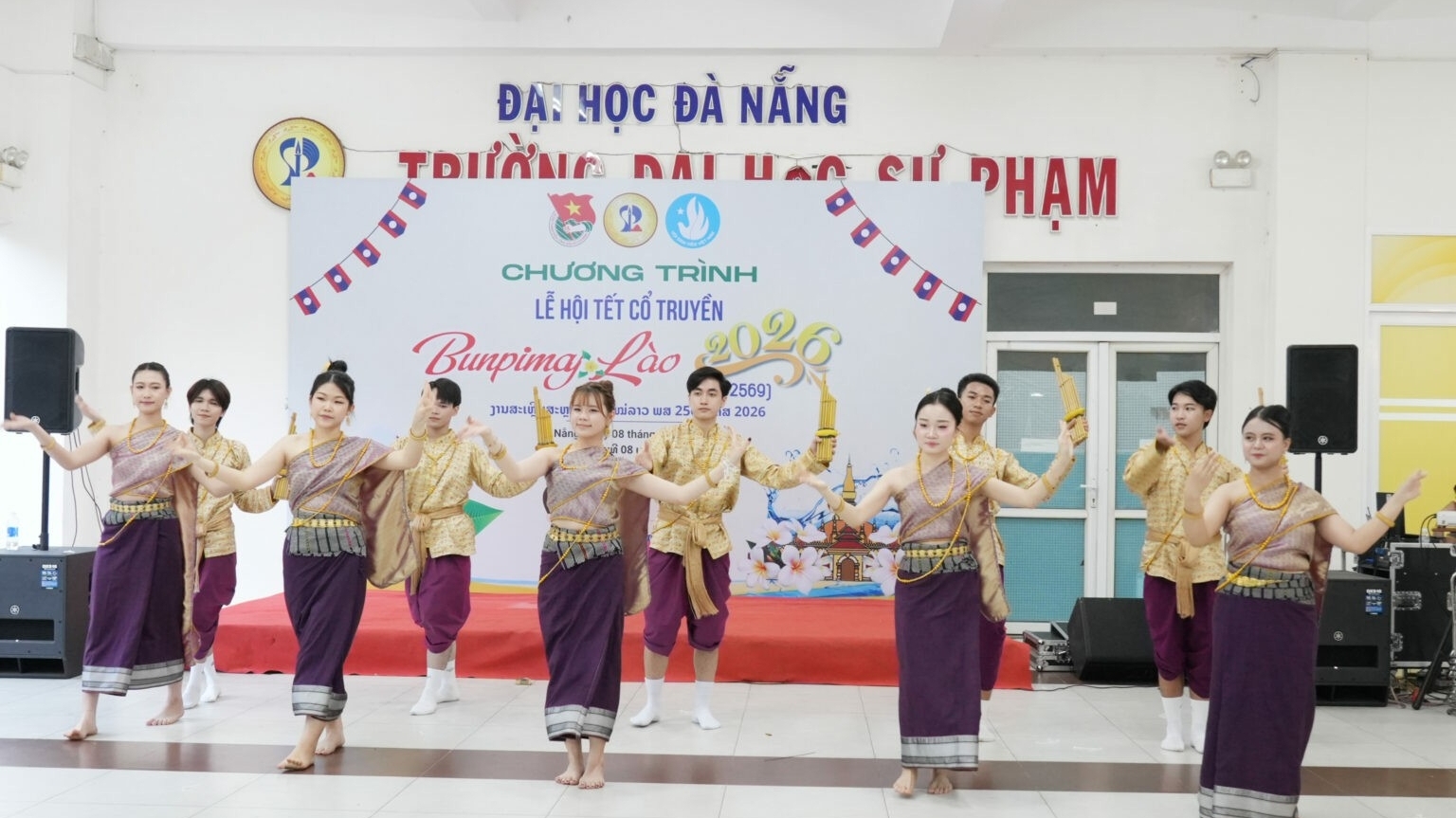 ຈັດຕັ້ງບຸນປີໃໝ່ປະຈຳຊາດໃຫ້ແກ່ນັກສຶກສາ ລາວ ຢ່າງດູດດື່ມ