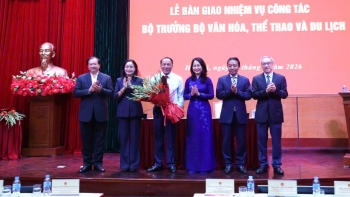 ຫັນປ່ຽນຈິນຕະນາການການຄຸ້ມຄອງ ໄປສູ່ຈິນຕະນາການແຫ່ງການສ້າງສັນ, ຂະຫຍາຍຂົງເຂດການພັດທະນາວັດທະນະທຳ