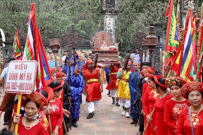 ສະທ້ອນໃຫ້ເຫັນບັນດາຄຸນຄ່າຂອງງານບຸນ ຮ່ວາລື ຢ່າງມີຊີວິດຊີວາ