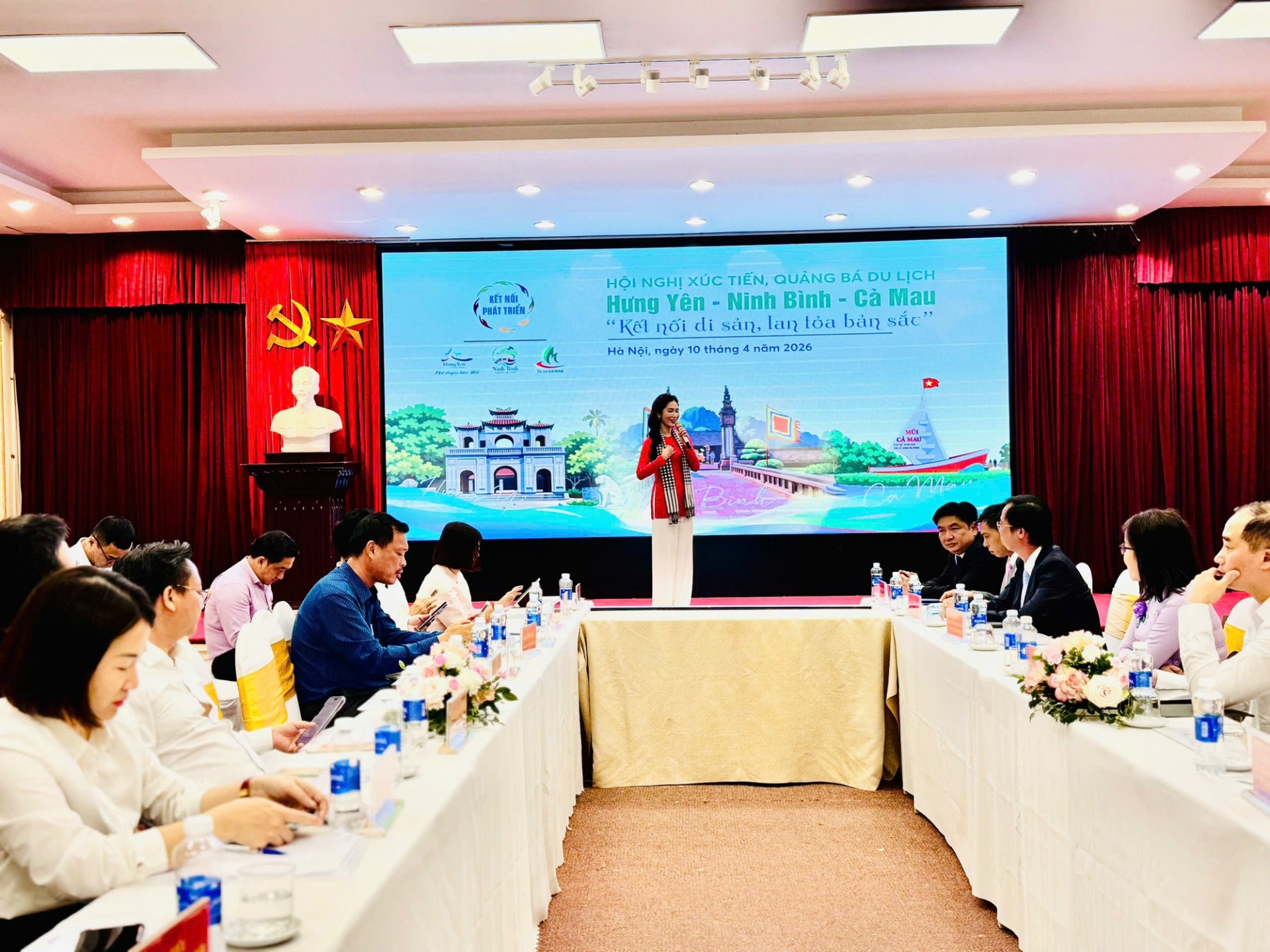 “ເຊື່ອມໂຍງມໍລະດົກ, ແຜ່ຂະຫຍາຍເອກະລັກ” – ສ້າງຜະລິດຕະພັນການທ່ອງທ່ຽວແບບເຊື່ອມໂຍງລະຫວ່າງພາກສ່ວນ