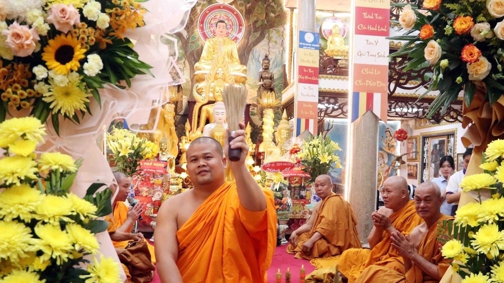 ສີສັນສົດໃສຂອງການສະຫຼອງປີໃໝ່ປະຈຳຊາດຂອງ ກຳປູເຈຍ, ລາວ ແລະ ໄທ ຢູ່ນະຄອນ ໂຮ່ຈິມິນ