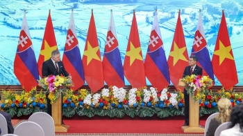 ຖະແຫຼງການຮ່ວມ ວ່າດ້ວຍການສ້າງຕັ້ງສາຍພົວພັນຄູ່ຮ່ວມຍຸດທະສາດ ລະຫວ່າງ ຫວຽດນາມ ແລະ ສະໂລວາກີ