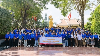 ຊາວໜຸ່ມ ຫວຽດນາມ – ລາວ – ກຳປູເຈຍ ແຜ່ຂະຫຍາຍຄວາມຮັບຜິດຊອບ, ອຸທິດຕົນເພື່ອຊຸມຊົນ