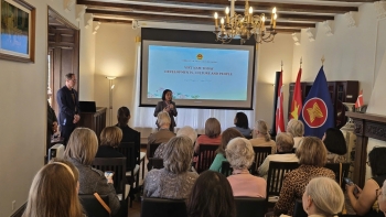 ໂຄສະນາພາບພົດຂອງ ຫວຽດນາມ ສູ່ເພື່ອນມິດ ດານມາກ ແລະ ສາກົນ