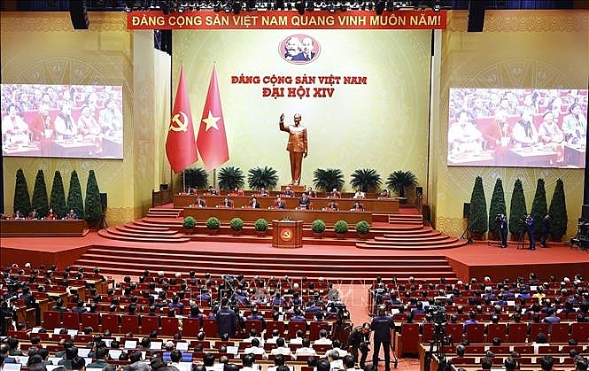 ບາດກ້າວຫັນປ່ຽນທີ່ສຳຄັນໃນແນວຄິດການນຳພາຂອງພັກ