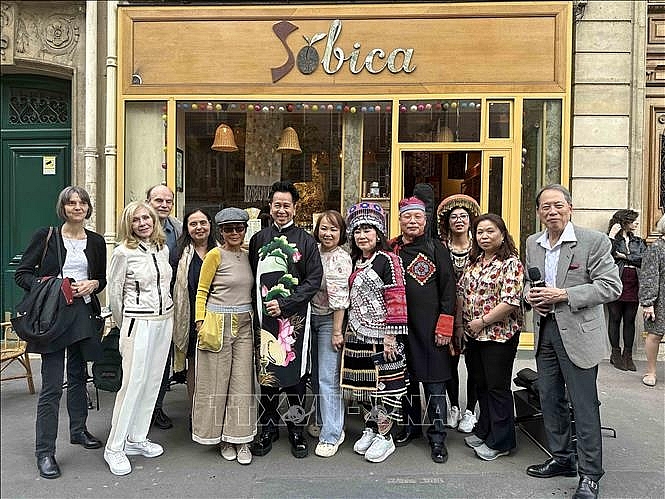 ພື້ນທີ່ວັດທະນະທຳຫວຽດນາມ ແຜ່ຂະຫຍາຍຢູ່ທ່າມກາງນະຄອນ ປາຣີ