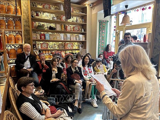 ພື້ນທີ່ວັດທະນະທຳຫວຽດນາມ ແຜ່ຂະຫຍາຍຢູ່ທ່າມກາງນະຄອນ ປາຣີ