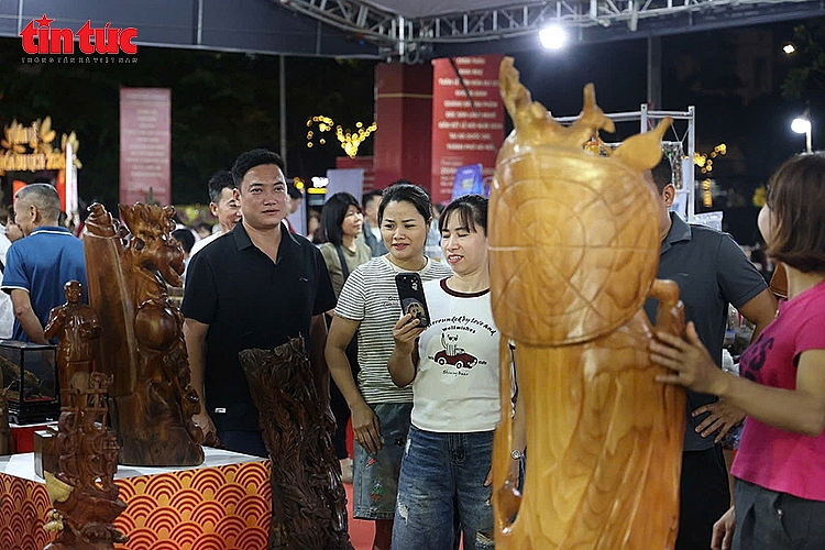 ໂຄສະນາເຜີຍແຜ່ຈຸດເດັ່ນຂອງໝູ່ບ້ານອາຊີບ ໃນສັບປະດາວັດທະນະທຳ – ທ່ອງທ່ຽວ ວັດໄທ (Chùa Thầy) 2026