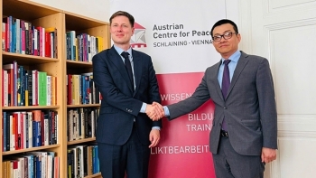 ໂອຕຣິດ (Austria) ພ້ອມແລ້ວທີ່ຈະຮ່ວມມືກັບ ຫວຽດນາມ (VietNam) ເພື່ອຍົກສູງຂີດຄວາມສາມາດໃຫ້ແກ່ກຳລັງຮັກສາສັນຕິພາບ ສປຊ