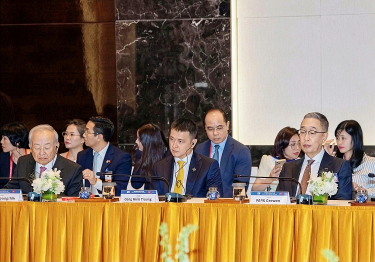 ທ່ານປະທານາທິບໍດີ Lee Jae Myung: ອະນາຄົດຂອງ ຫວຽດນາມ (VietNam) ກໍ່ແມ່ນກາລະໂອກາດຂອງ ສ.ເກົາຫຼີ (Korea)