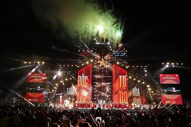 ວັນປົດປ່ອຍພາກໃຕ້ (30 ເມສາ): ວັນແຫ່ງໄຊຊະນະອັນສົມບູນ – ຈຸດຢືນທາງດ້ານຈິດໃຈໃຫ້ແກ່ຄວາມມຸ່ງມາດປາດຖະໜາຂອງ ຫວຽດນາມ