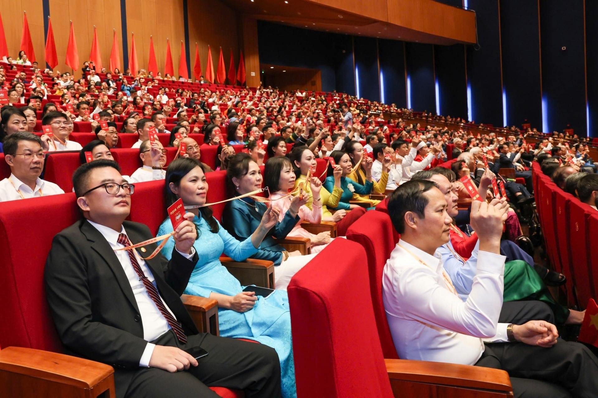 ຜ່ານຜ່ານແຜນການບຸກຄະລາກອນ ຄະນະກຳມະການສູນກາງແນວໂຮມປະເທດຊາດ ຫວຽດນາມ ສະໄໝທີ XI, ສະໄໝປີ 2026 - 2031 ຜ່ານຜ່ານແຜນການບຸກຄະລາກອນ ຄະນະກຳມະການສູນກາງແນວໂຮມປະເທດຊາດ ຫວຽດນາມ ສະໄໝທີ XI, ສະໄໝປີ 2026 - 2031