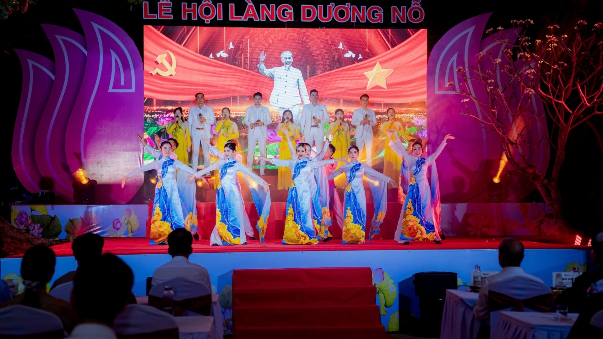 ເທສະການໝູ່ບ້ານ ເຢືອງໂນ້ - ສະຖານທີ່ທີ່ປະທານ ໂຮ່ຈີມິນ ເຄີຍດຳລົງຊີວິດ ແລະ ສຶກສາຮ່ຳຮຽນໃນໄວເຍົາ