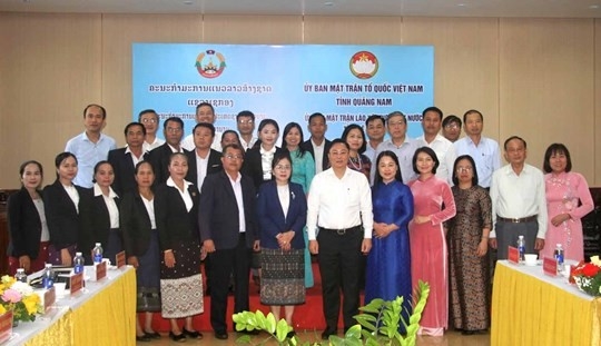 ກວາງນາມ ແລະ ເຊກອງ (ລາວ) ເປີດກວ້າງການຮ່ວມມືໃນຫຼາຍຂົງເຂດ