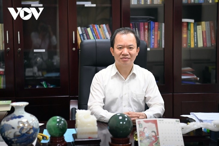 ເຕັກ​ໂນ​ໂລ​ຢີ: ຂົວ​ຕໍ່​ສຳ​ຄັນ​ເພື່ອ​ໃຫ້​ວັດ​ທະ​ນະ​ທຳ ຫວຽດ​ນາມ ໄປ​ສູ່​ໂລກ