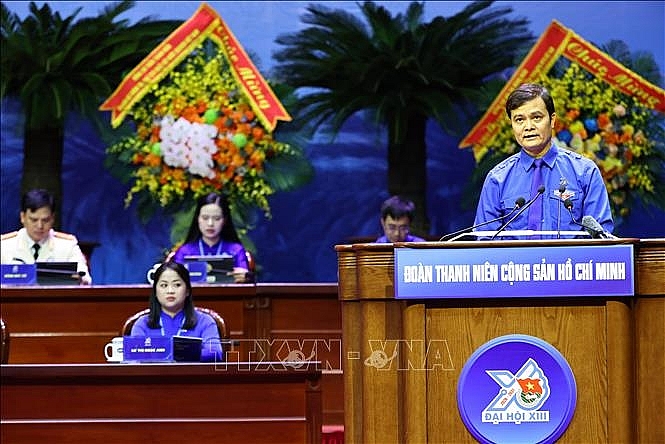 ປະກອບຄວາມສາມາດຊ່ວຍໃຫ້ຄົນລຸ້ນໜຸ່ມມີຄວາມໝັ້ນໃຈປັບຕົວເຂົ້າກັບຄວາມຜັນແປຂອງຍຸກສະໄໝ