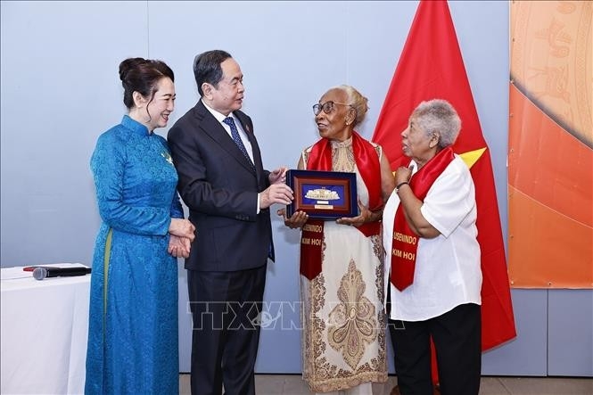 ປະຊາ​ຄົມ​ຊາວ​ຫວຽດນາມ ຢູ່ເຊເນການ ແມ່ນ​ພາກສ່ວນ​ໜຶ່ງ​ຂອງ​ປະ​ເທດ​ຊາດ​ທີ່​ຂາດ​ບໍ່​ໄດ້.