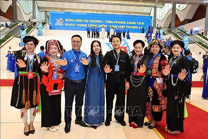 ຍຸດທະສາດການຂະຫຍາຍຕົວຊາວໜຸ່ມ ຫວຽດນາມ ໄລຍະປີ 2021-2030 ຍຸດທະສາດການຂະຫຍາຍຕົວຊາວໜຸ່ມ ຫວຽດນາມ ໄລຍະປີ 2021-2030