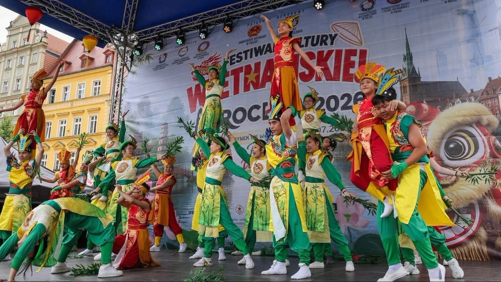 ປະຊາຊົນຫຼາຍພັນຄົນເຂົ້າຮ່ວມ ເທສະການວັດທະນະທຳ ຫວຽດນາມ ຢູ່ທີ່ Wroclaw, ປະເທດ ໂປໂລຍ