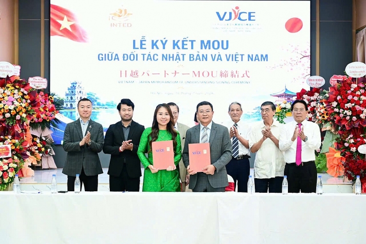 VJCE ປະກອບສ່ວນເພີ່ມພູນຄູນສ້າງສາຍພົວພັນມິດຕະພາບ ຫວຽດນາມ - ຍີ່ປຸ່ນ VJCE ປະກອບສ່ວນເພີ່ມພູນຄູນສ້າງສາຍພົວພັນມິດຕະພາບ ຫວຽດນາມ - ຍີ່ປຸ່ນ
